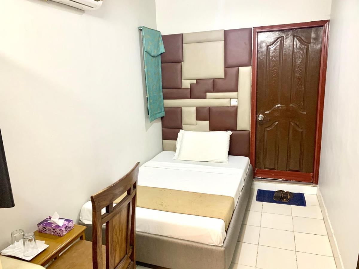 Star Guest House Karachi Bagian luar foto
