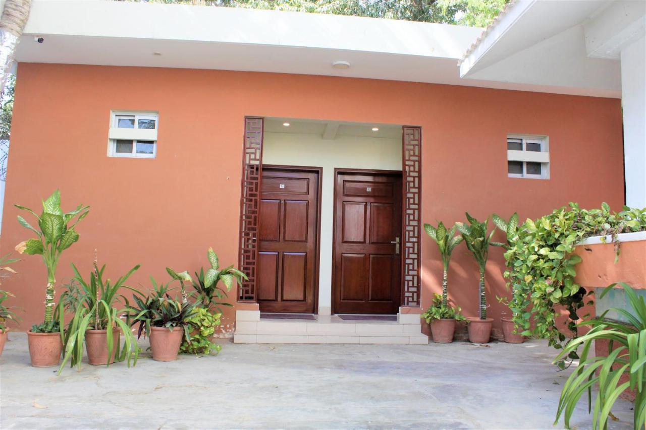Star Guest House Karachi Bagian luar foto