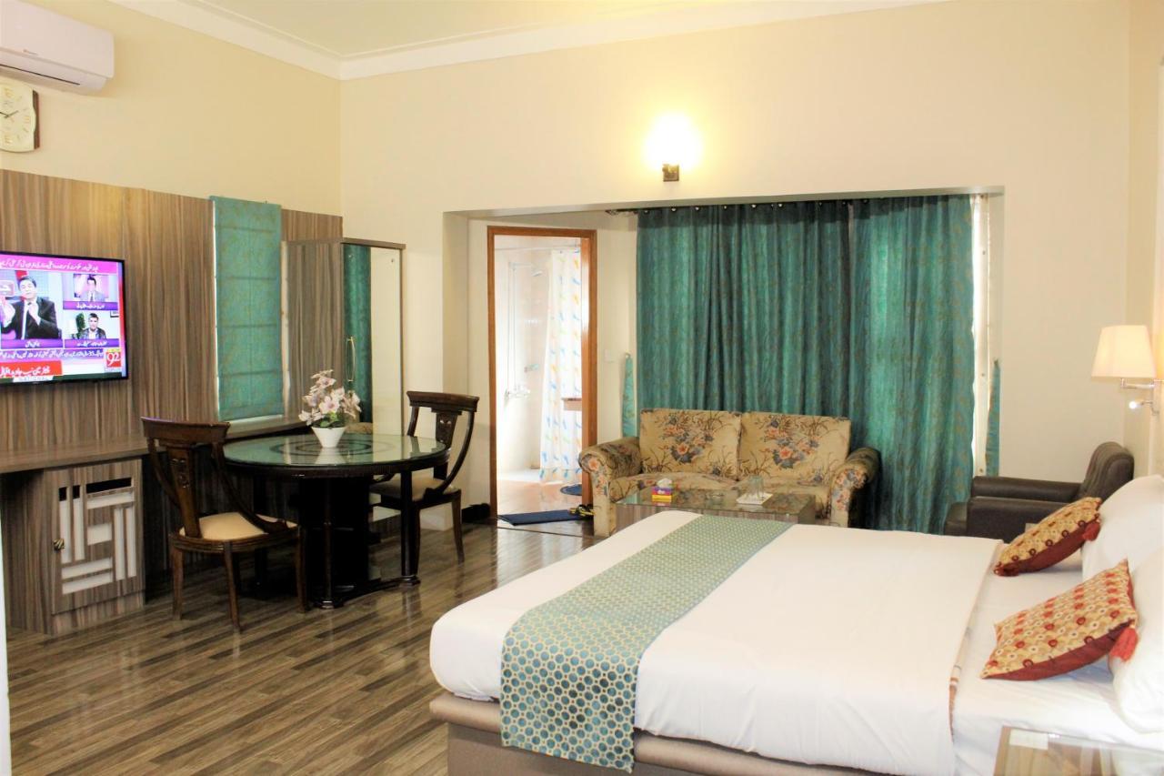 Star Guest House Karachi Bagian luar foto
